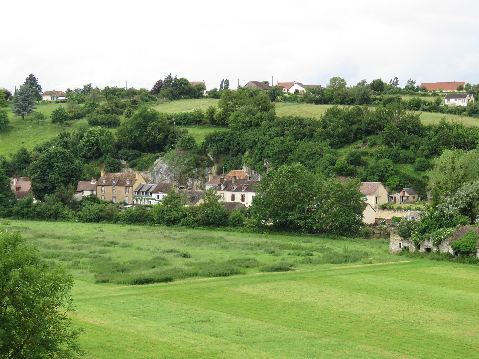 Habitations à Fresnay-sur-Sarthe